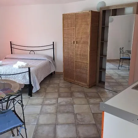 Ξενοδοχείο με διαμερίσματα Residenze Il Girasole