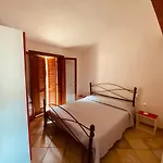 Residenze Il Girasole غولفو أرانتْشي