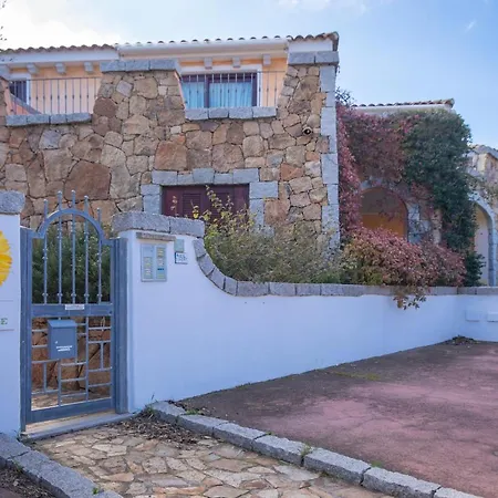 Aparthotel Residenze Il Girasole 4*