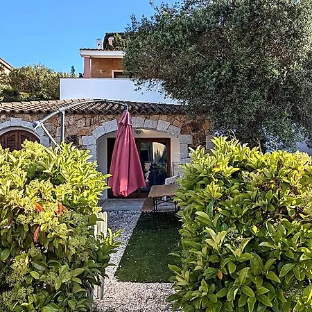 מלון דירות Residenze Il Girasole גולפו אראנצ'י