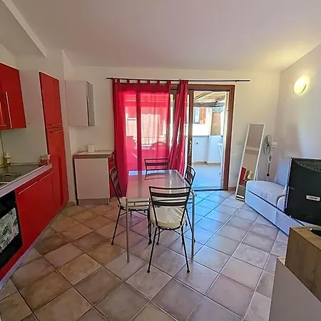 Residenze Il Girasole Lägenhetshotell Golfo Aranci