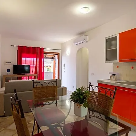 Lägenhetshotell Residenze Il Girasole Golfo Aranci